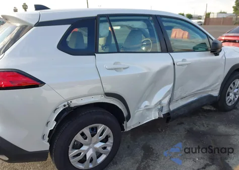 2025 Toyota Corolla Cross L z USA, uszkodzony, nr VIN 7MUAAAAG7SV146470